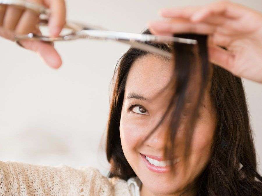 How one can Lower Your Bangs at Residence